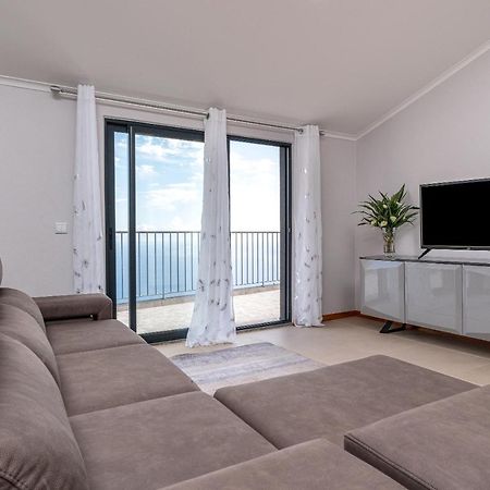 Casa Raimunda, Big Apartment With Amazing Views Arco da Calheta  Exterior foto